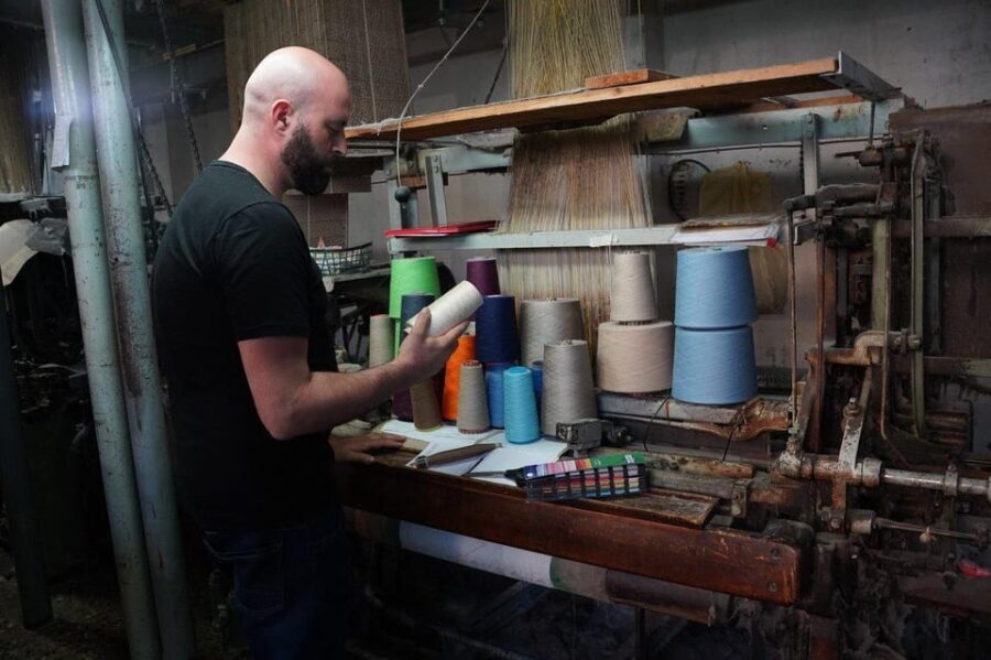 Guided tour of our textile laboratory and practical test - The Drawbacks and Considerations