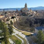 Guided tour of Segovia in Spanish: Cathedral and Alcázar - The Real-World Experience: What Reviewers Say