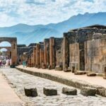 guided tour of the archaeological excavations of Pompeii - Detailing the Itinerary and Highlights