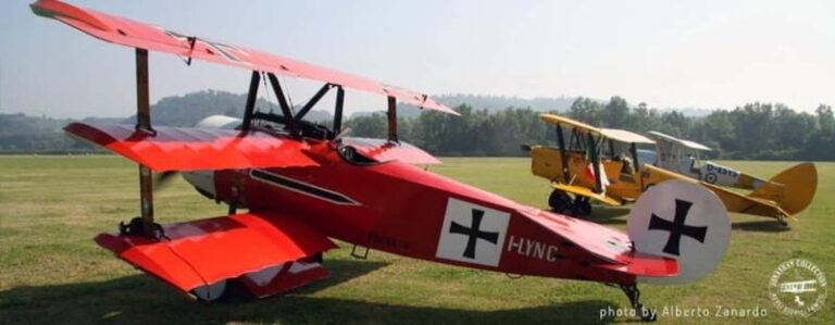 Guided tour of the Museum of Old Flying Machines - The Value of the Experience