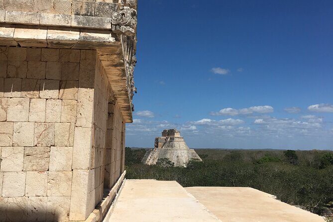 Guided tour of Uxmal, Kabah and Cenote with Lunch from Merida - Uxmal: The Heart of the Tour