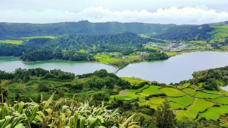 Guided Tour to the green & blue Lake of Sete Cidades - What to Expect from the Tour