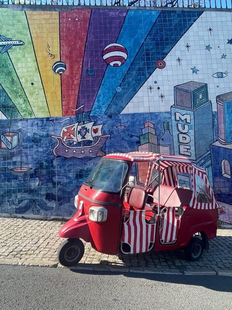 Guided tuk tuk tour in Lisbon's old neighborhoods - Why This Tour Is a Great Choice