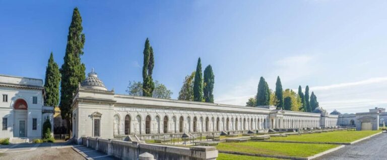 Guided visit to the Vantiniano Monumental Cemetery - FAQ