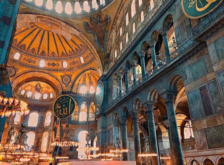 Hagia Sophia & Topkapi Palace Combo Tickets with Audio Guide - Discovering Topkapi Palace