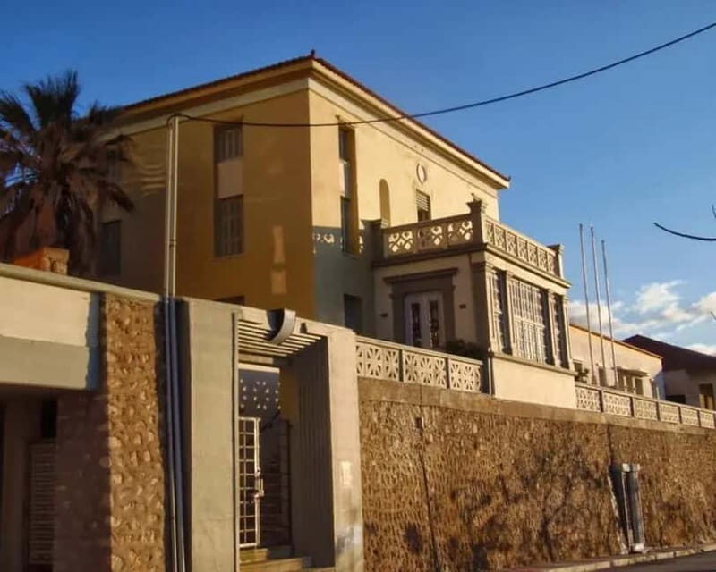 Halepa and Tabakaria Private Walking Tour - The Walking Experience and Group Dynamics