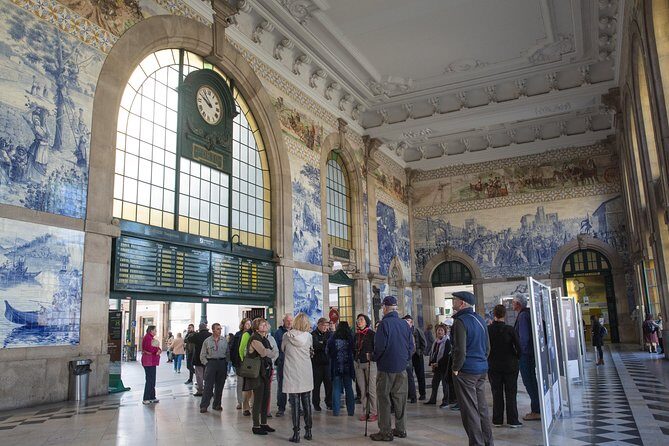 Half Day City Tour with Six Bridges Cruise and Wine Tasting - Port Wine Tasting at Vila Nova de Gaia