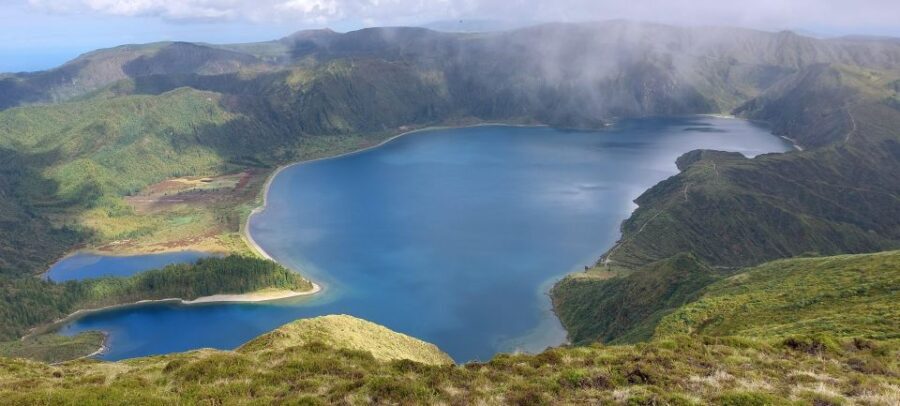 Half Day Lagoa do Fogo 4X4 tour and Gin Library - Off-Road Adventure in a Land Rover Defender