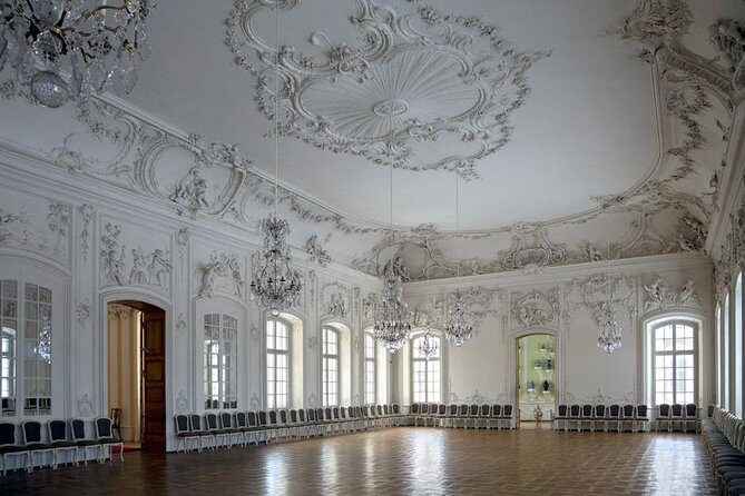 Half-Day Private Trip to Rundale Palace and Garden - Practical Details and Tips