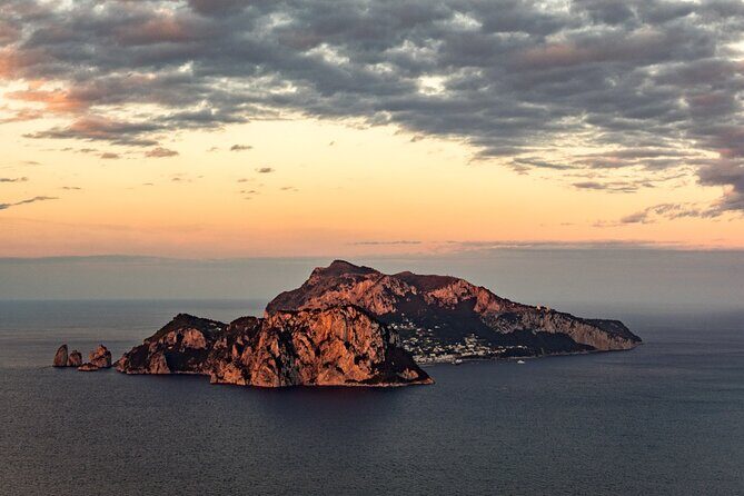 Half day to discover the fascinating island of Capri - Price and Value