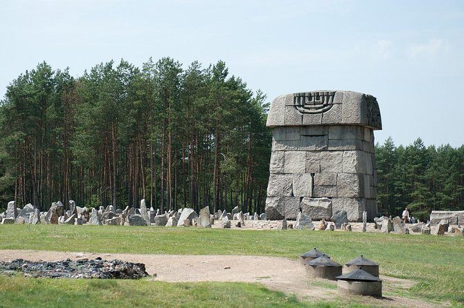 Half Day Treblinka Death Camp Small Group Tour from Warsaw with Lunch - Who Should Consider This Tour?