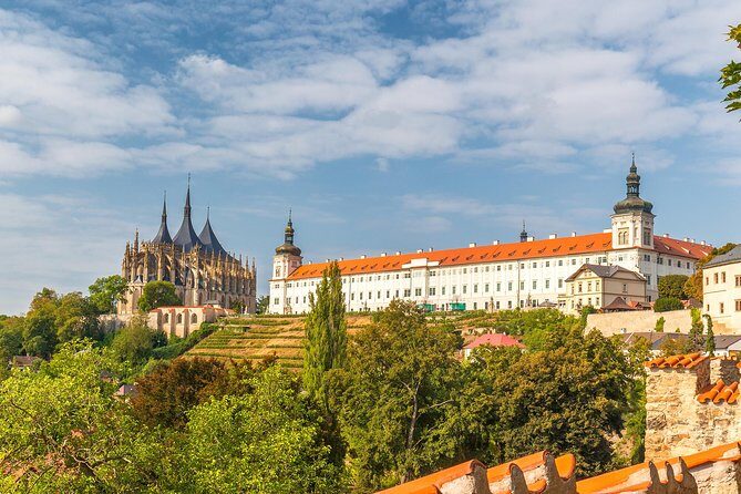 Half Day Trip to Kutna Hora and Bone Church from Prague - Potential Drawbacks and Considerations