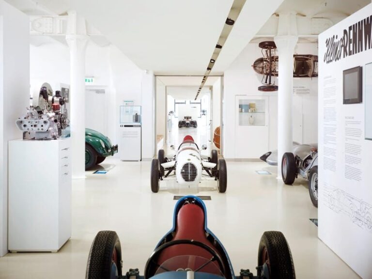 Hamburg: Automuseum PROTOTYP ticket - Whats Included and Whats Not?