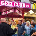 Hamburg: Insider Tour of the Reeperbahn & St. Pauli - The Tour’s Highlights