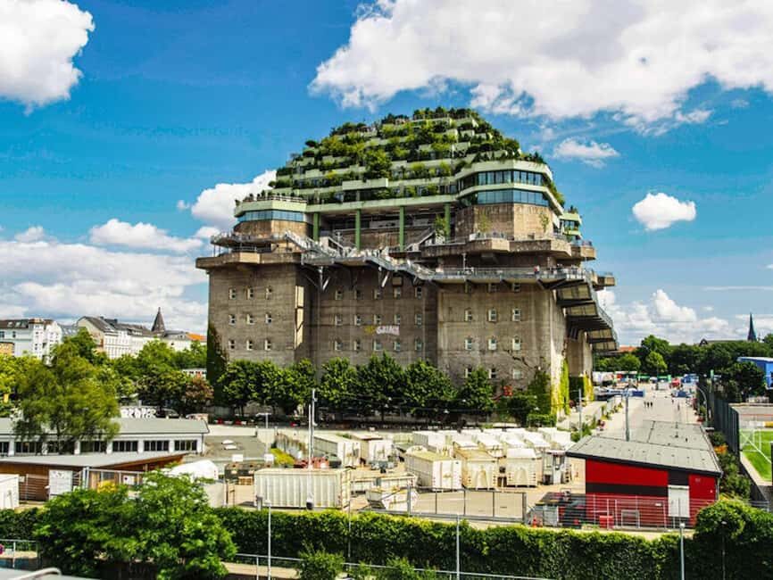 Hamburg: Private City Highlights Walking Tour - Scenic Views and Iconic Landmarks