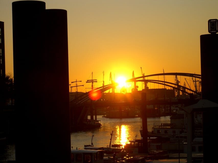 Hamburg: Private - Town Hall, Speicherstadt, Elbphilharmonie - The Itinerary Breakdown