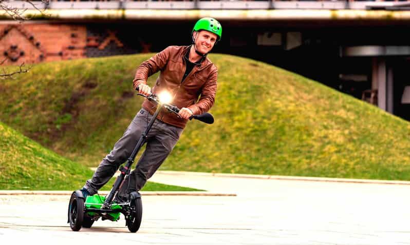 Hamburg: Sightseeing Tour with 'Scuddy' - 2h - Real Experiences and Honest Feedback