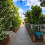 Hamburg: St. Pauli Green Bunker Tour in German - The Architecture and Eco-Design