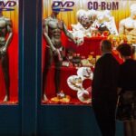 Hamburg: St. Pauli Highlights Guided Tour with Beer for 18+ - The Stops and What They Mean