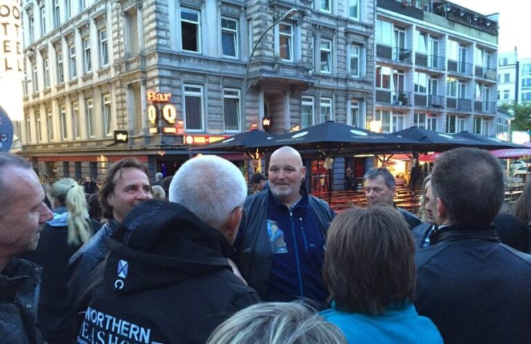 Hamburg: St. Pauli Tour of the Reeperbahn - The Experience: What You Can Expect