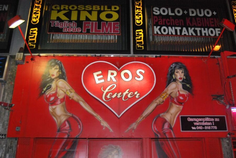 Hamburg: The Ultimate Sex, Drugs, and Hotdog Tour - Authentic, Lively, and Fun—Is This Tour for You?