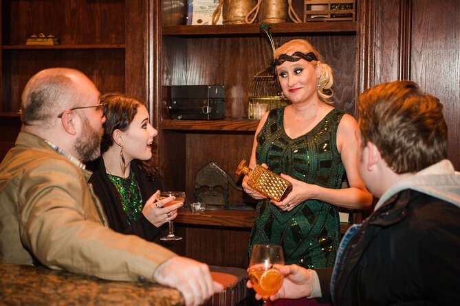 Haunted Chicago Booze and Boos Ghost Walking Tour - Who Is This Tour Perfect For?