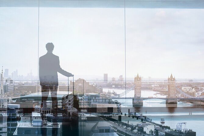 Heathrow Airport Private Transfers To Central London - The Logistics: What to Expect