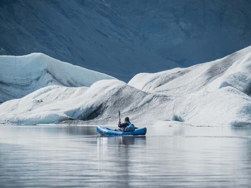Heinabergslón Glacier Lagoon Kayak and Hike - The Experience in Detail