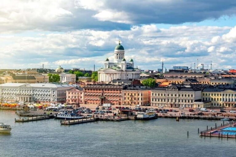 Helsinki: Must-See Attractions Guided Walking Tour - A Closer Look at the Itinerary