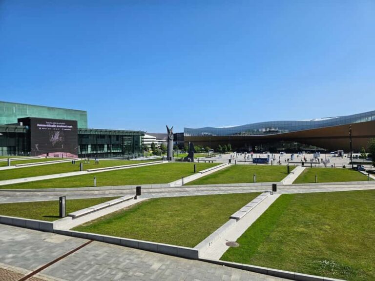 Helsinki & Suomenlinna: City Highlights Tour with Ferry Ride - What We Think About the Overall Value