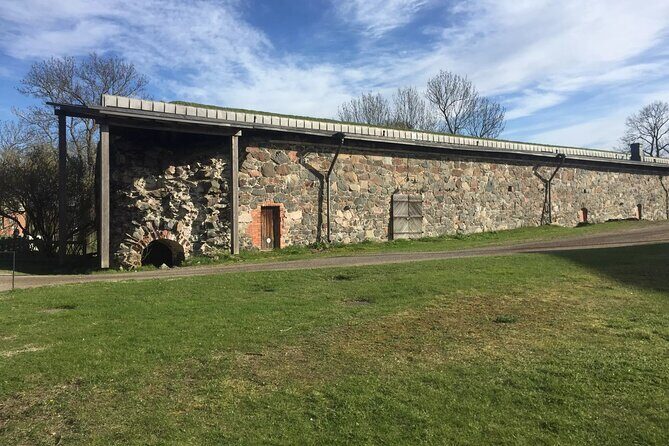 Helsinkis Island Fortress: An Audio Tour of Suomenlinna - Who Should Consider This Tour?