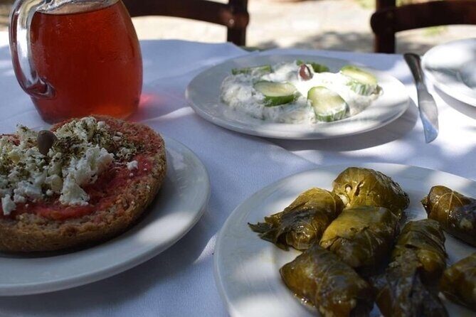 Heraklion: Cretan private cooking lesson with lunch in Arolithos - Who Should Consider This Tour?