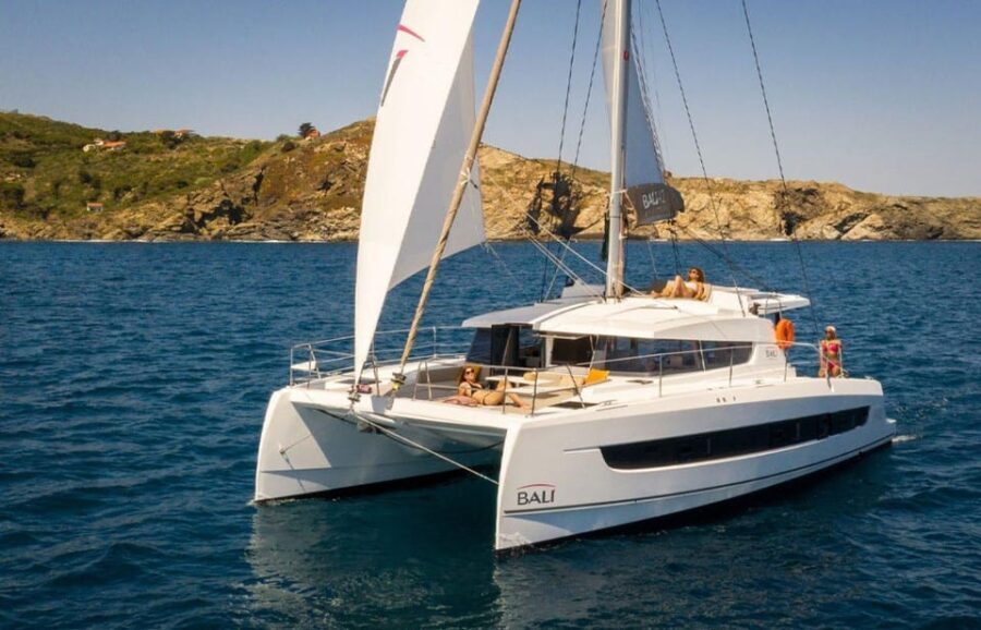 Heraklion: Private Sunset Catamaran Cruise to Dia with Wine - Value and Practicalities