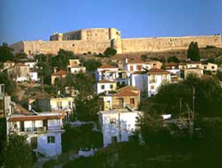 Hilarious walking adventure in the heart of Athens - Key Points