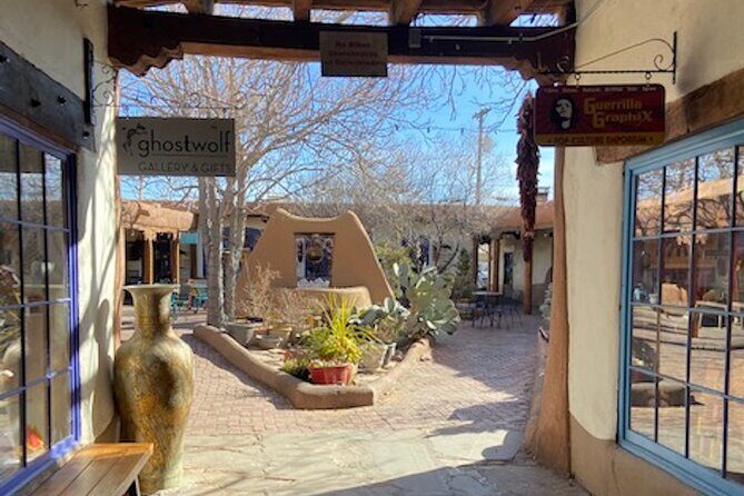Historic Old Town Albuquerque smart phone App/Audio Walking Tour - How the Tour Works: Practical Details and User Experience