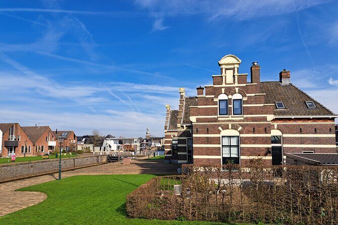 Historic Outdoor Escape in Lemmer - The Experience from a Traveler’s Perspective