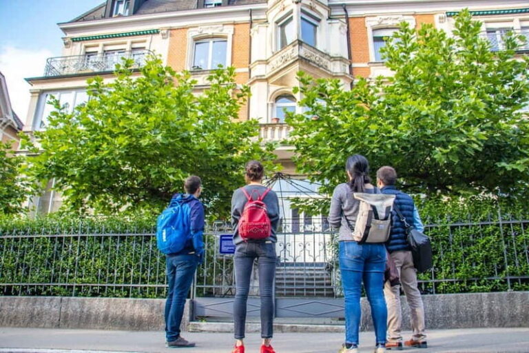 Historic Zurich: Private Tour with a Certified Guide - The Evolution of Zurich: From Roman Roots to Financial Powerhouse