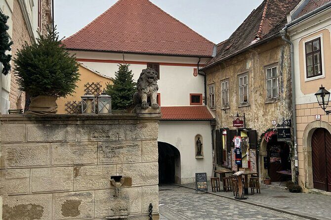 Historical & Cultural Walking Tour in Zagreb - Practical Details & Value