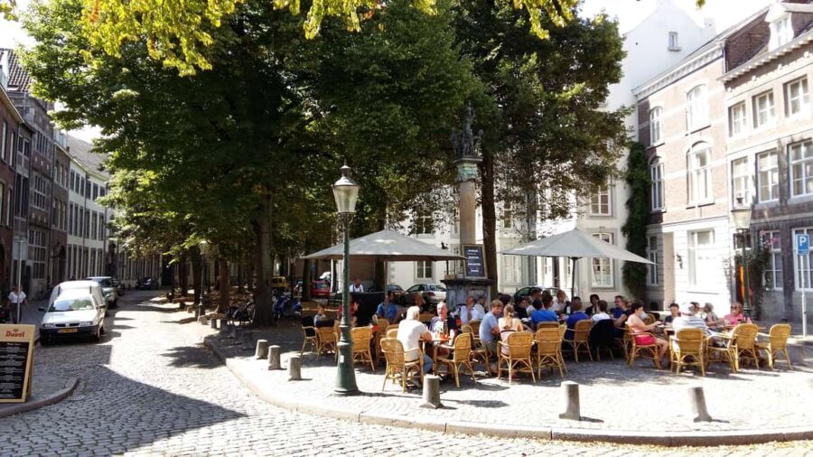 Historical Maastricht: Private Tour with Local Guide - What to Expect During the Tour
