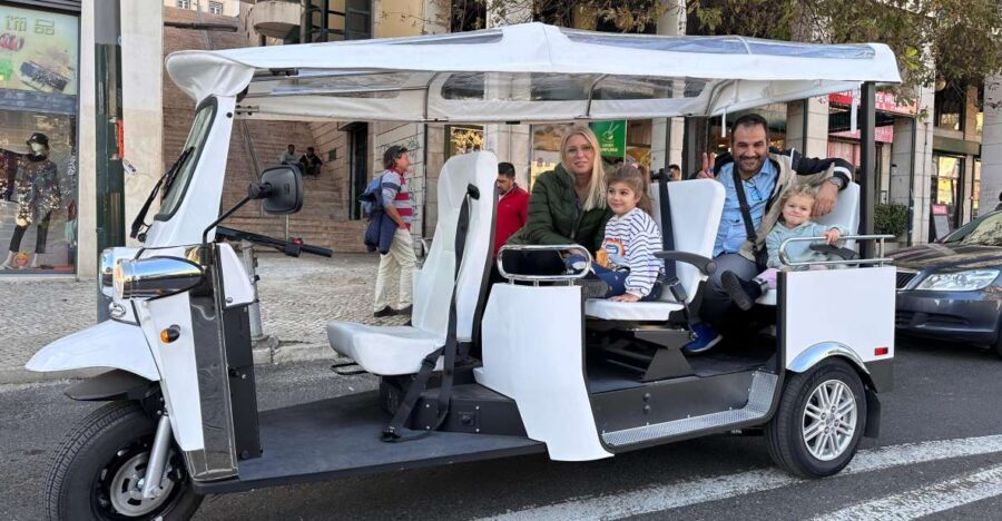 Historical Tuk Tuk Tour, Viewpoints and Old Neighborhoods - What to Expect During the Tour