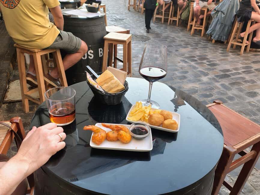 History & Tapas: Walking tour with a Local Guide - The Value of This Tour