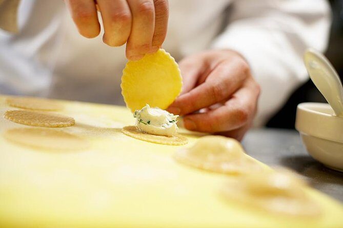 Home Cooking in Testaccio: Cacio e Pepe, Amatriciana, Carbonara - What Sets This Cooking Class Apart?