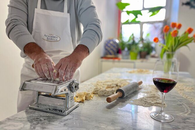 Homemade pasta Cooking Class & Home Restaurant in Rome - The Location and Logistics
