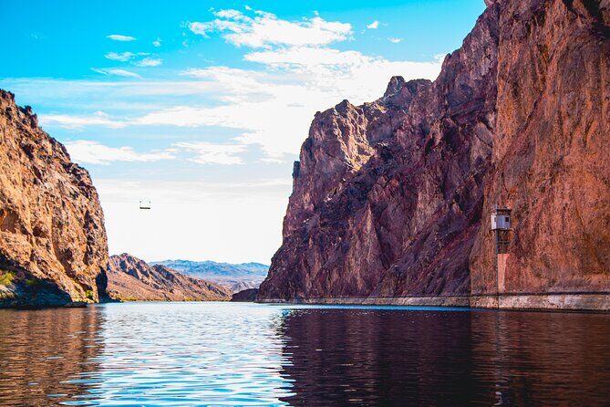 Hoover Dam Walk & Emerald Cave Kayak Combo with Lunch - Is It Worth the Price?
