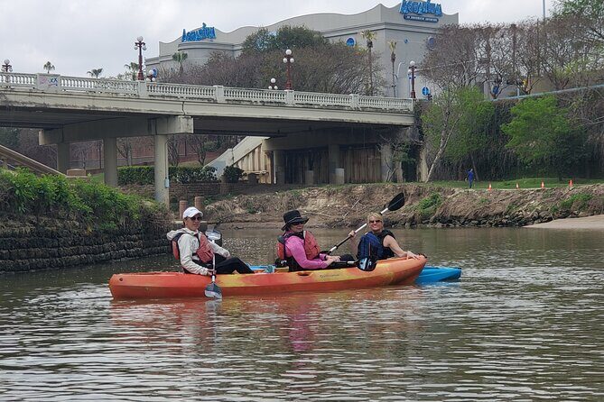 Houston Buffalo Bayou Kayak and Paddleboard Rentals - The Scenic Route and Views