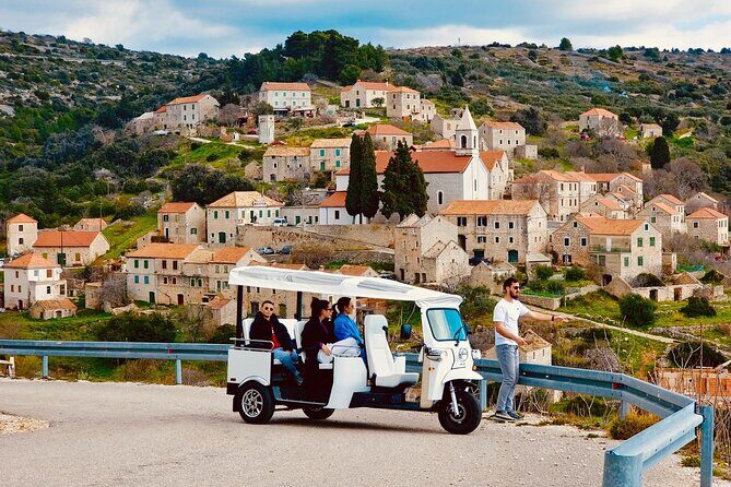 Hvar Adventure Tour: Explore with a 4-6 Seater eTuk Tuk Rickshaw! - What Does the Experience Feel Like?