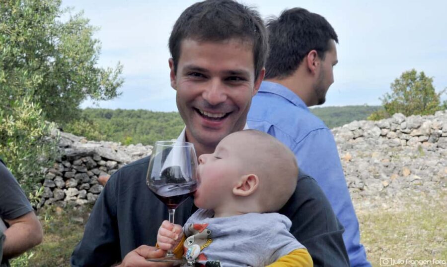Hvar: Wine Tasting Tour and Island Sightseeing - The Heart of the Experience: The Family Winery