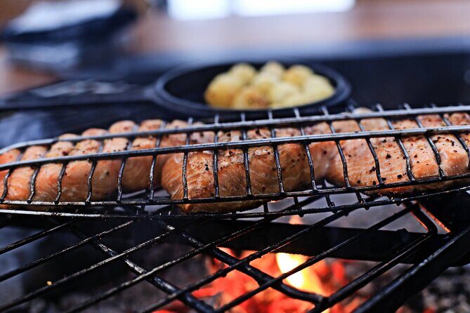 "ICEBREAKER" Ice Fishing VIP Private Tour - Discovering the Rovaniemi Ice Fishing Experience