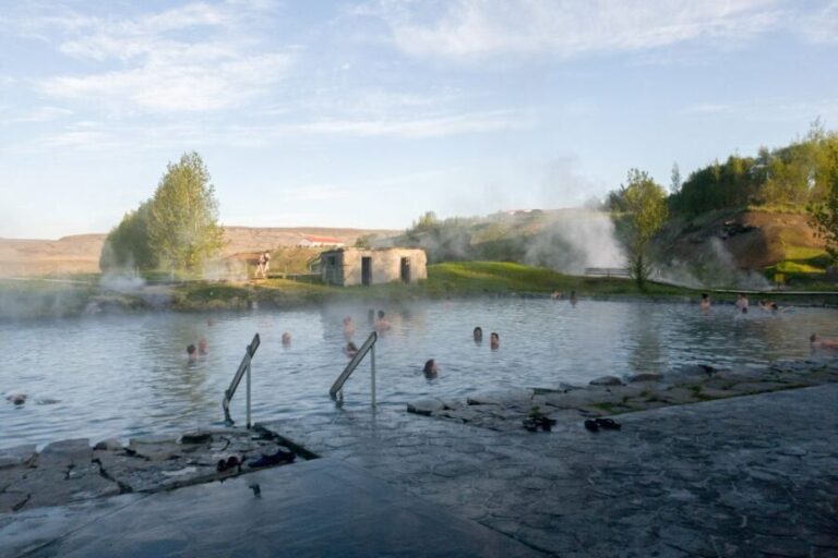 Iceland Secret Lagoon Admission Ticket - Facilities and Comfort