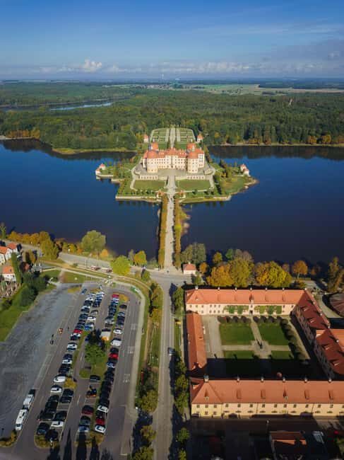 In the shadow of Moritzburg Castle  a guided tour through the town center - The Bottom Line